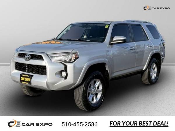 2017 Toyota 4Runner SR5 Utilitario deportivo 4D SUV Plata metálica clásica - $24,998 (LLAME AL 510-455-2586 PARA DISPONIBILIDAD)63613186457985120