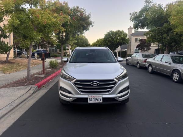 2017 Hyundai Tucson SE 77k - $9,800 (palo alto)63470900068865121