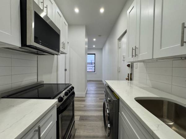 Crown Heights / Prospect Heights - Beautiful 1 bedroom - In unit W/D!! 1