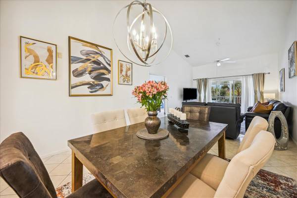 Naples- 2 BR/2B Amazing Falling Waters Beach Resort 1