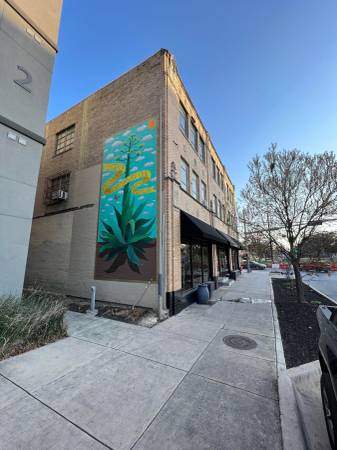 $2,500 / 1500ft2 - PEARL/BROADWAY office/studio for rent near Riverwalk on BWY Corridor (Downtown - River North - San Antonio)64145490273283122