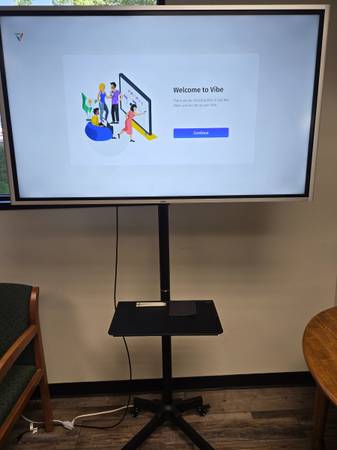 VIBE 55" INTERACTIVE SMART WHITEBOARD 1