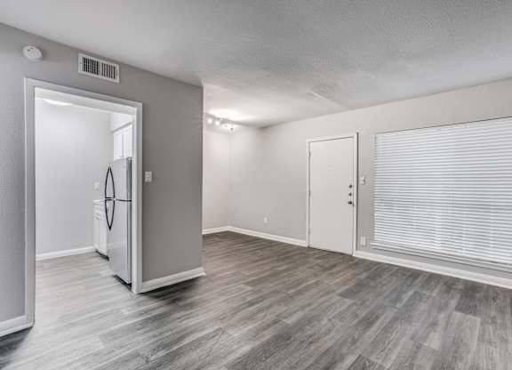 $700 / 1br - 640ft2 - 1 bedroom (8900 Chimney Rock Rd, Houston, TX)63924042122242124