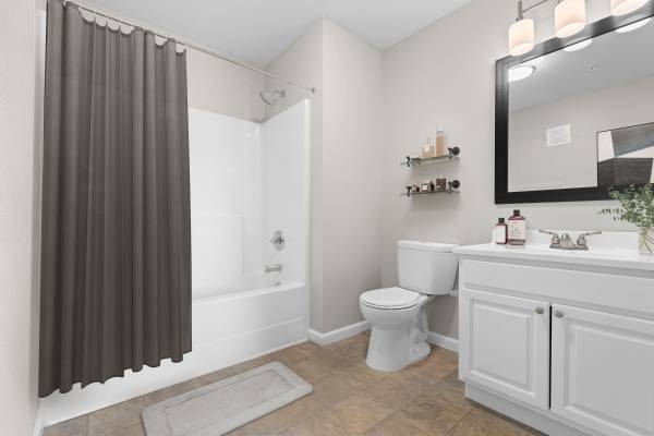 $1,690 / 3br - 1200ft2 - NEWLY RENOVATED 3 Bed/ 3 Bath Apartment Home (Statesboro)63925464720130124