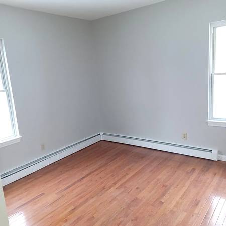 $2,500 / 3br - 2100ft2 - 3BR con apartamento principal grande - METHUEN disponible (methuen)63869887782145121
