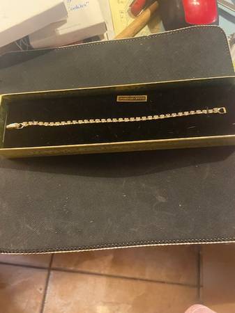 Beautiful Swarovski Tennis Bracelet 1