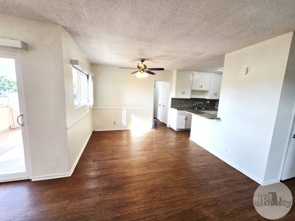 $2,450 / 2br - 1000ft2 - WOW! 2BD 1 BA apartment with balcony in Hawthorne! (Gale Ave) **CL (California)63701185555459123