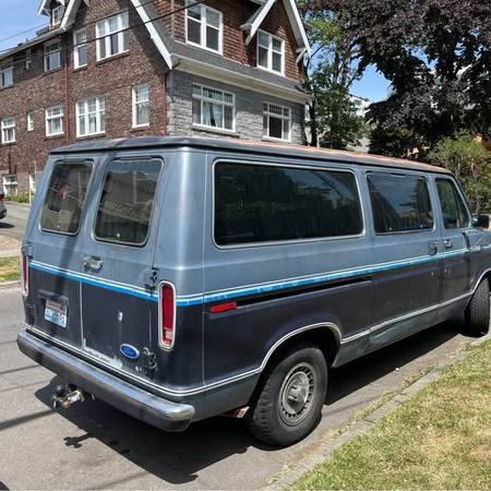 1989 Ford Club Wagon Van - $2,50063473823568513123