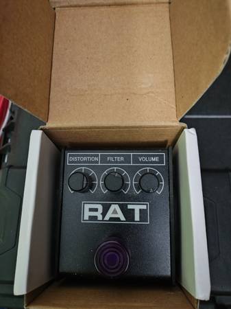 Proco RAT 2 distortion pedal w/ power cord 1