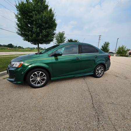 NEED A CAR TODAY? BAD CREDIT? NO CREDIT? STOP PAYING FOR UBERS! - $500 (KENOSHA-RACINE)63470430907393124