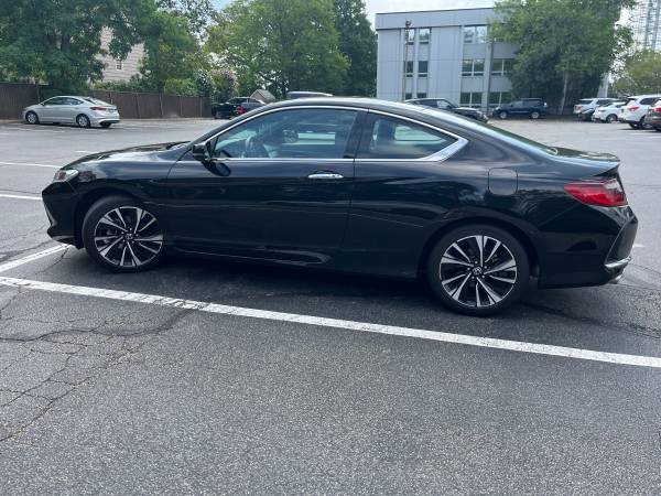 2016 - HOND ACCORD XL COUPE LOADED - 20,500 MILES - $22,500 (ELMONT)63654714762753122