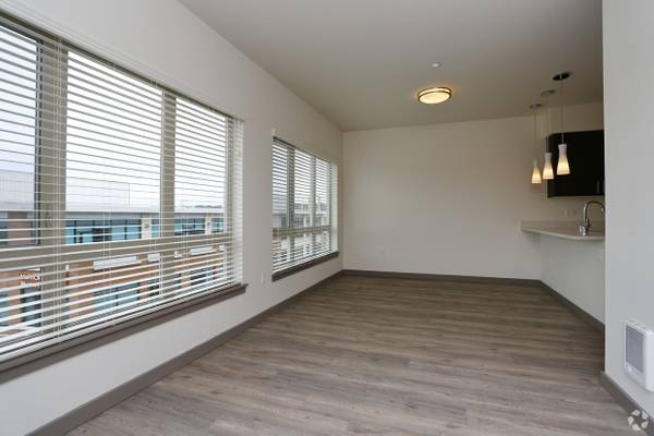 $2,235 / 2br - 821ft2 - There is no place like home! Apply online today! (Auburn)63688425333633121