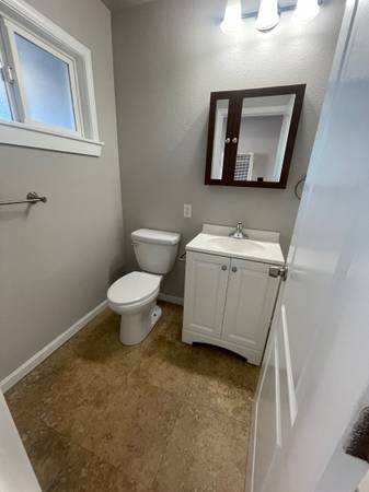 $2,295 / 2br - 650ft2 - Great 2x1 available now $2,295 Blossom Way 🍄🍃 (hayward / castro valley)63908865900674122