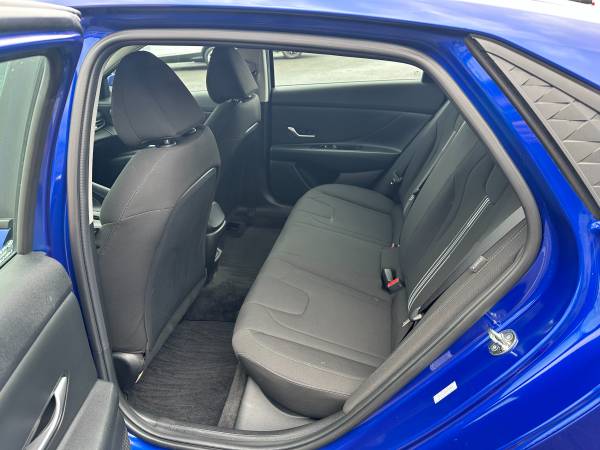 2024 HYUNDAI ELANTRA SEL - $24,995 (Champlain)63622657727617124