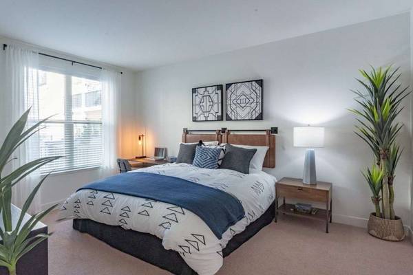 $2,960 / 1br - 727ft2 - 🏋️‍♀️ Gym, Lounge & Views 🌅 | 1BR at The Dylan (hercules, pinole, san pablo, el sob)64055522853635124