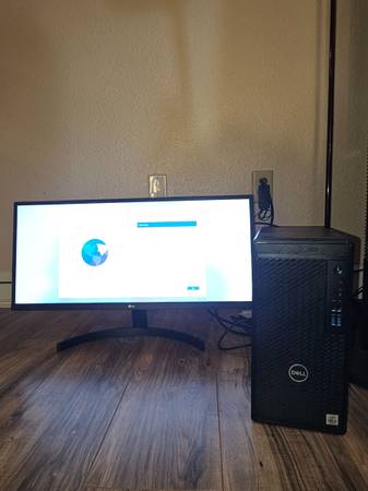 Dell OptiPlex Desktop PC 1
