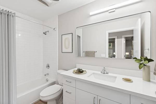 $2,099 / 1br - 687ft2 - Air conditioning port, Sola Salons on-site (Redmond, Washington)63934419159810123