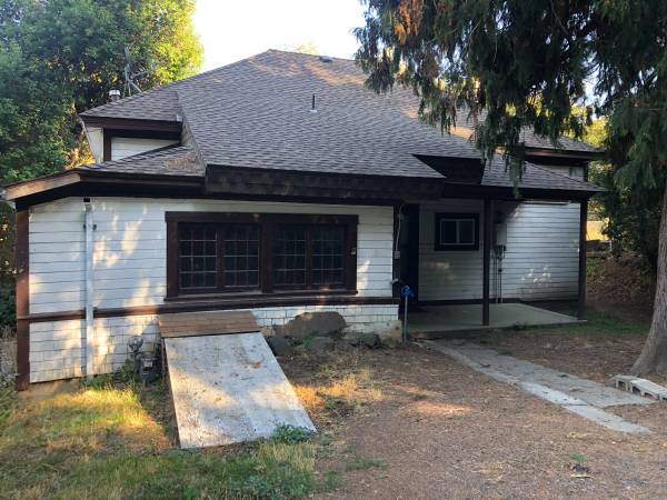 $1,500 / 3br - 1691ft2 - 508 N Deanway (Colfax)63980820974083120