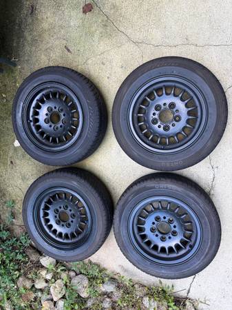 BMW e28 bottle cap wheels 1