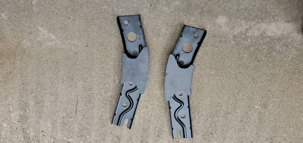 Toyota tundra 1st gen rear bumper supports - $49 (N. Decatur Emory Druid Toco Hills)63469932229763122