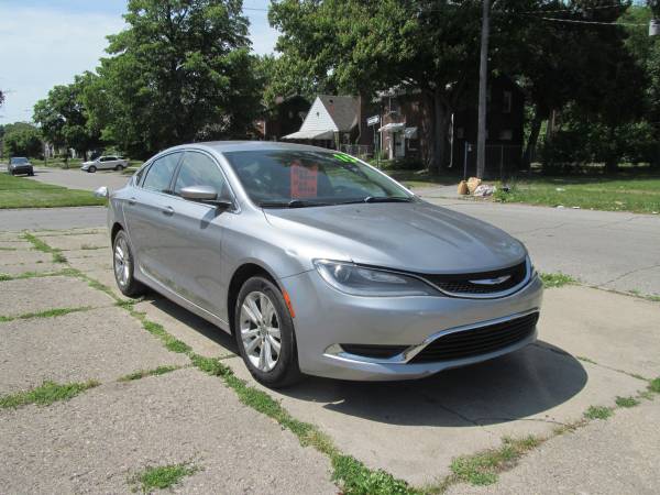 2015 CHRYSLER 200 GREAT CAR BUY HERE PAY HERE ( 2700 DOWN PAYMENT ) - $2,700 (DETROIT 313-826-7194 ** 8 MILE)63470239252225121