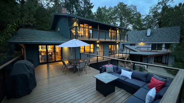 $429 / 3br - Lake House Sleeps 16, Marina Next Door, Retreat #8 (Lakehead, Ca)63972528300547124