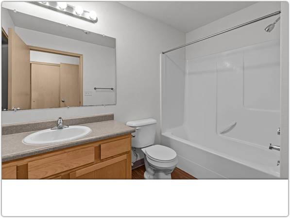 $1,348 / 2br - 889ft2 - Dreams have an address: Dive into our 2 BR, 1 BA, 889 Sq Ft! (Pasco)63624280381569121