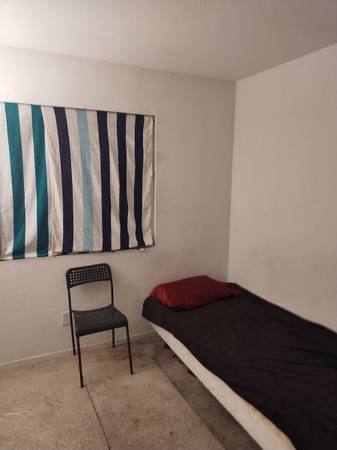 Cuarto sin deposito 1