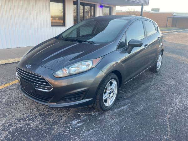 2019 Ford Fiesta SE 4 Door Hatchback Great Gas Saver 1