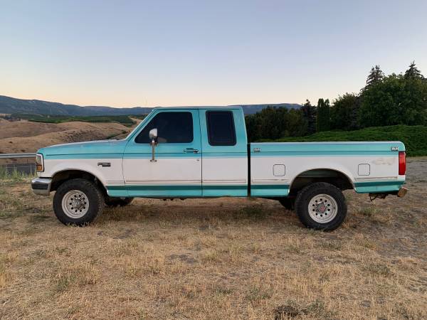 Ford F-150 4x4 5.8 de 1994 - $2.499 (Wenatchee)63442635835265121