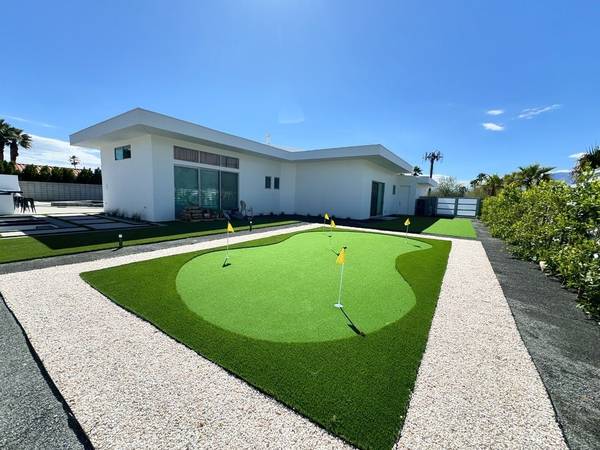 Putting Green Turf 1