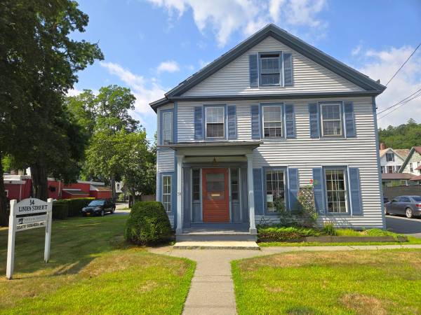 $1.500 / 800 pies cuadrados - Excelente suite de oficinas de 2.ª planta, 800 pies², 4 habitaciones en edificio profesional del centro (Brattleboro, Vermont)631800075125791223