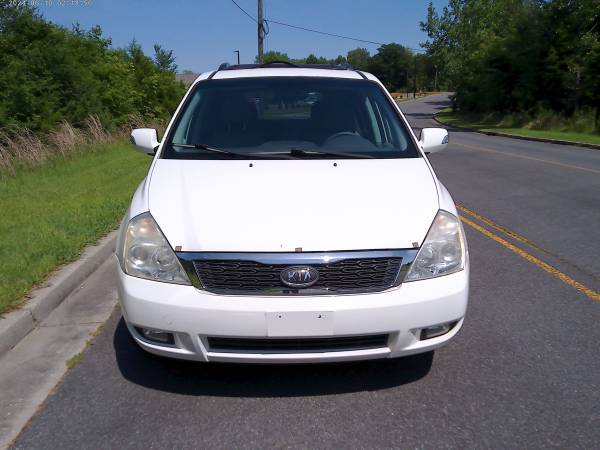 2012 KIA SEDONA EX, EDICIÓN DE LUJO ¡VAN SÚPER NICE! - $5,995 (Rock Hill)63617434465409122