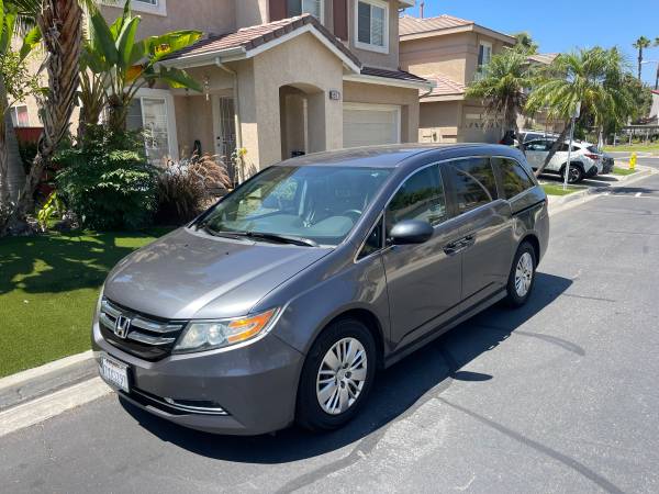 2016 HONDA ODYSSEY - $13,900 (Scripps Poway pkwy/15)63440465437569122
