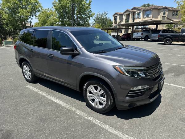 Honda Pilot 2018 - $16,500 (santa rosa)63617844052611123