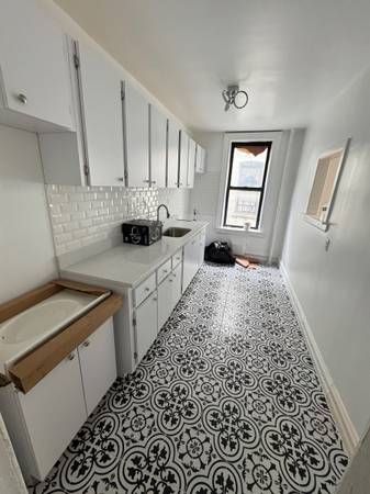 $4,000 / 3 habitaciones - 800 pies² - Sin comisión pagada por el propietario*DEPARTAMENTO AMUEBLADO*Representación del inquilino (Harlem / Morningside)63689591300483124
