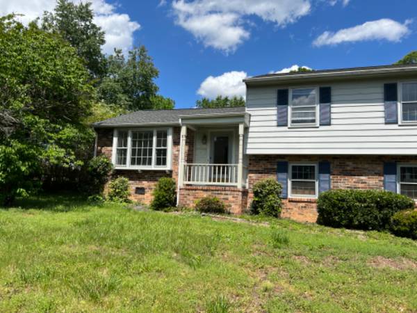 $2500.00 / 4br - 2100ft2 - 1507 Westshire lane64027111168129121
