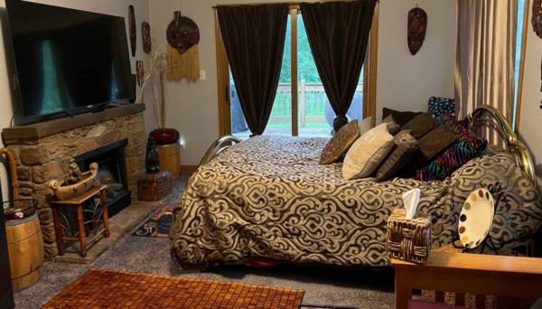 Fully Furnished room on Main Level 1