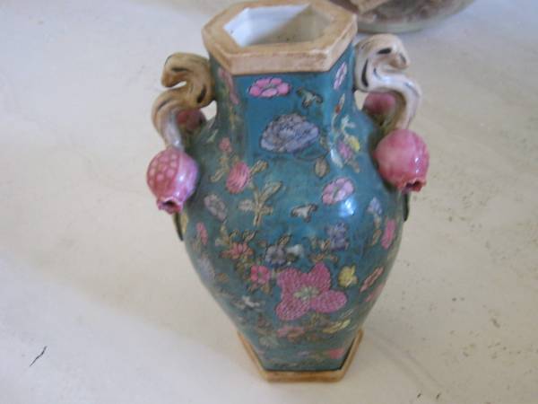 Green oriental vase-reduced 1