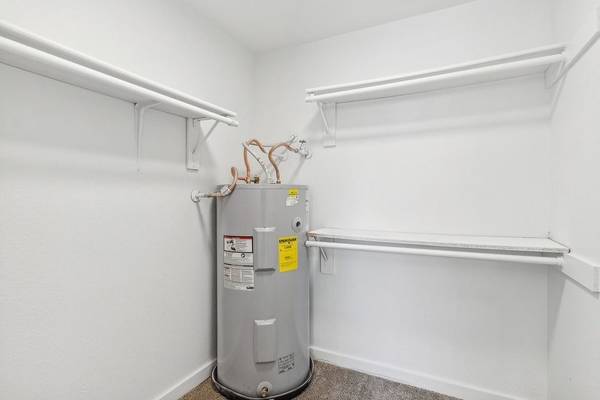 $2,525 / 3br - 1087ft2 - Offering One Month Free!! Come In For A Tour!!!63852482745217122
