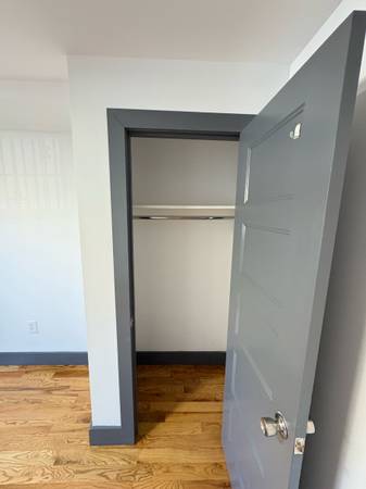 $5,650 / 6br - Newly Renovated 6 Bedroom, 3 Full Bath Duplex with 2 Living Rooms & Private Yard (Ocean Hill)63809019282947124