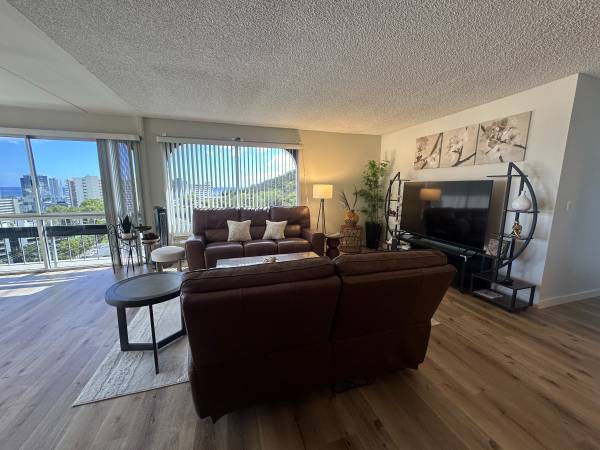 $5,500 / 3br - 1711ft2 - ROYAL VISTA - FULLY FURNISHED 3BR/2BA WITH PANORAMIC VIEWS (honolulu)63686654000769121