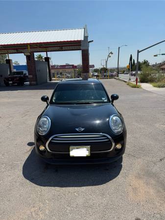 2015 Mini Cooper base hatchback 4-door 1