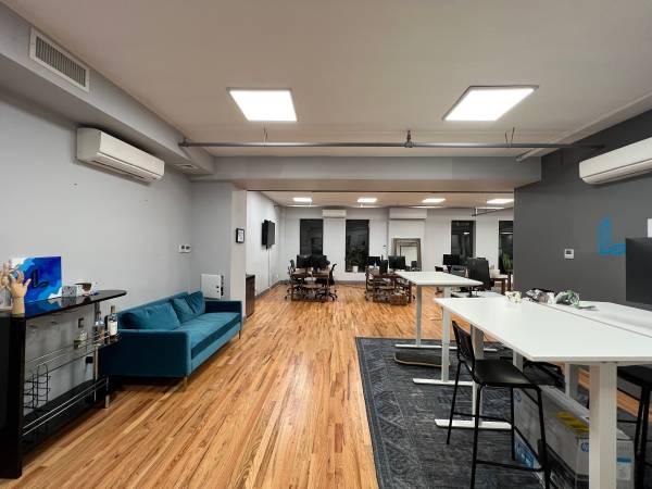 $4,000 / 1000ft2 - Prime Office Loft in Williamsburg – 390 Berry (Williamsburg)63698533923203123