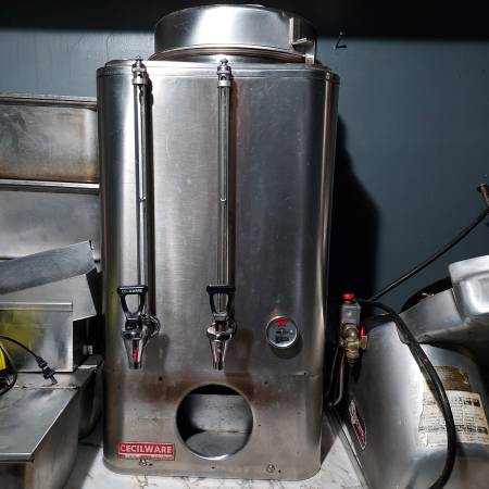 Cecilware coffee cart urn for sale Good condition. 1