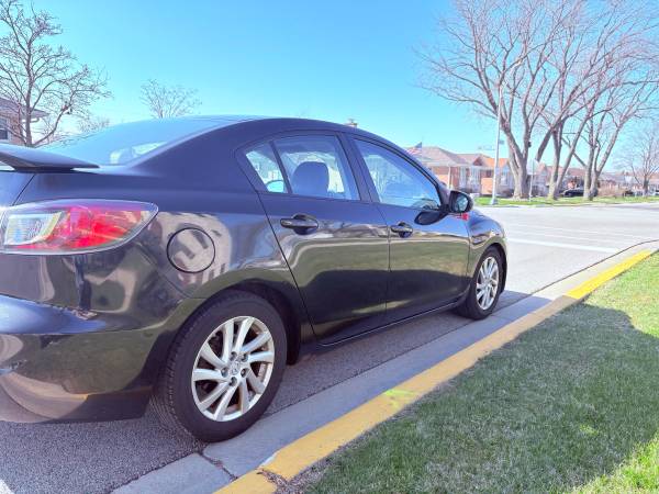 Mazda 3 del 2012 - $4,300 (Park Ridge)63624833828739124