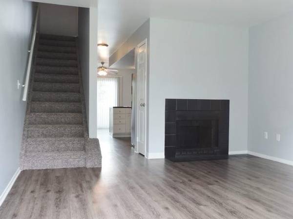 $2,100 / 3br - 1130ft2 - Excelente servicio al cliente, lavadora y secadora de tamaño completo, armario empotrado (Oro Blanco & N. Carefree)63658145648129120