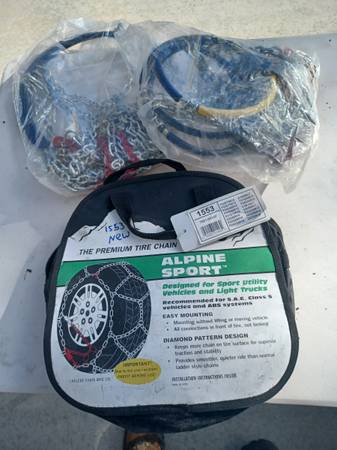 Lt. Truck / SUV Snow / Tire Chains - Alpine Premier 1553 - New in Bag 1