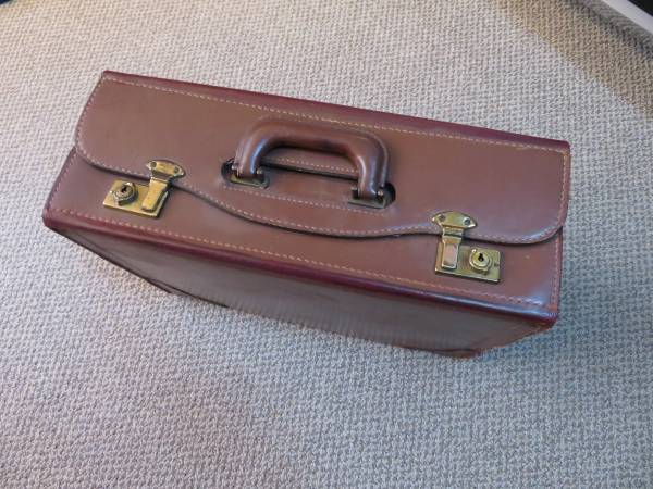 Accountant/Lawyer Briefcase 1