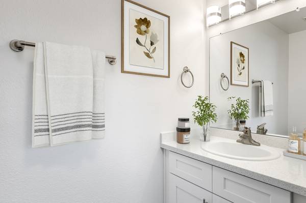 $2.760 / 2 habitaciones - 1025 pies² - ¡REMODOLO DE COCINA! 2 HABITACIONES Y 2 BAÑOS. ¡LLAME HOY! (Chula Vista)63866050382849123